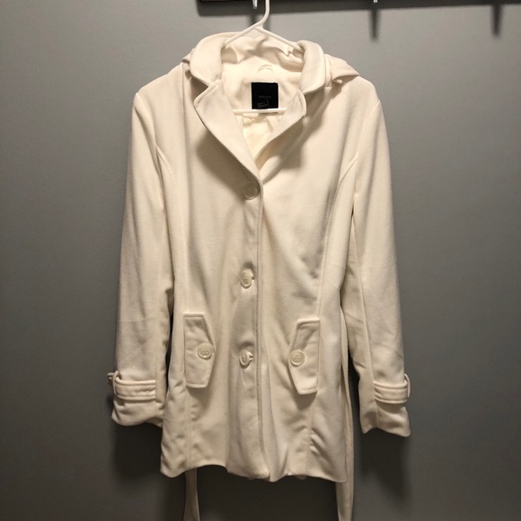 Forever 21 Belted Coat - Picture 2 of 4